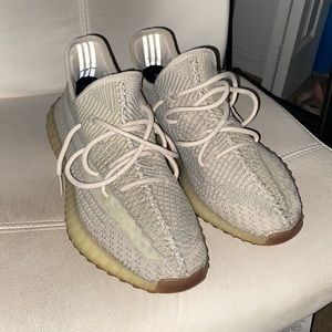 YEEZY CINTRIN 350 V2s